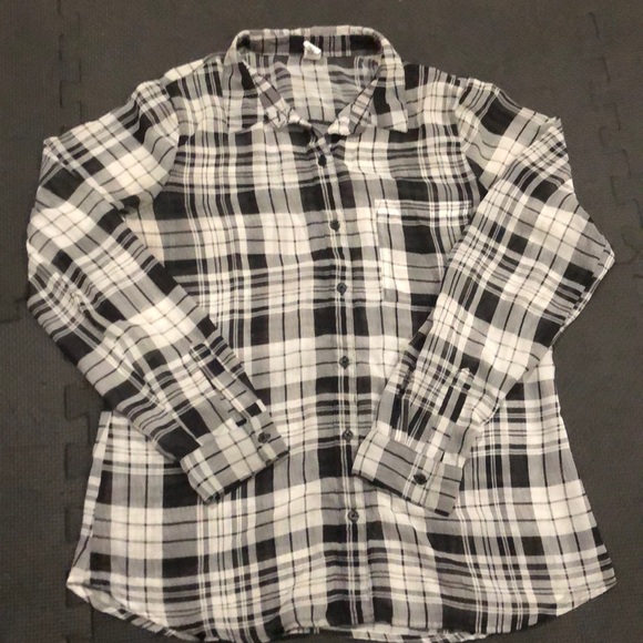 Old Navy Tops - Old Navy blouse